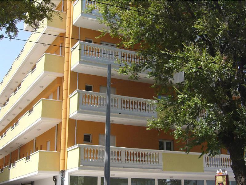 Hotel Villa Linda - Family Hotel - Nuova Costruzione Antisismica リッチョーネ エクステリア 写真